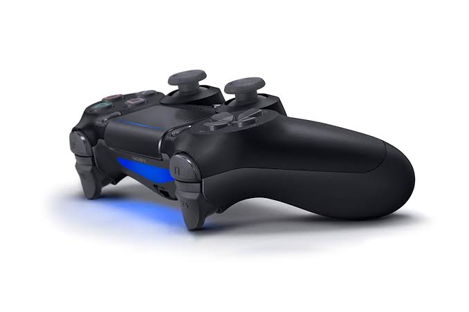 PS4 DualShock 4 Wireless Controller – Ergonomic Design with Dual Vibration Motors